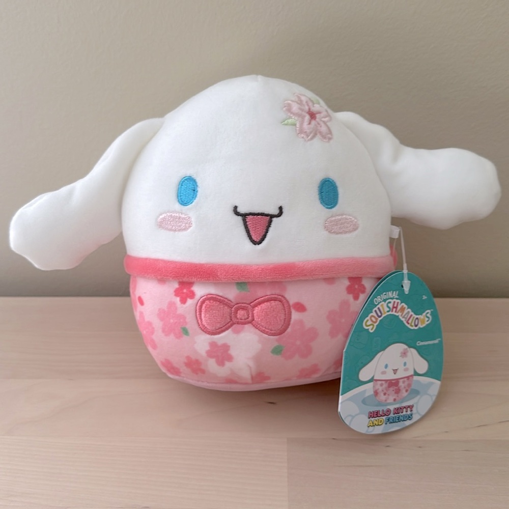 Hello kitty Squishmallow Cinnamoroll